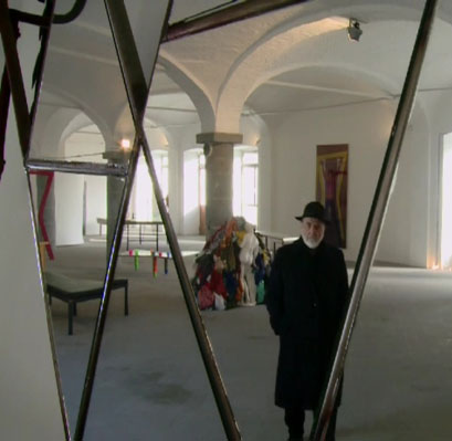 Michelangelo Pistoletto with his installation